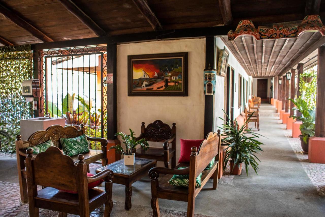 קאריו Hotel Hacienda Del Mar מראה חיצוני תמונה
