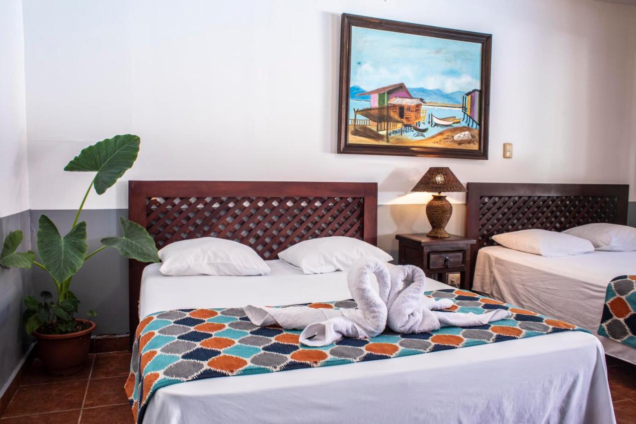 קאריו Hotel Hacienda Del Mar מראה חיצוני תמונה