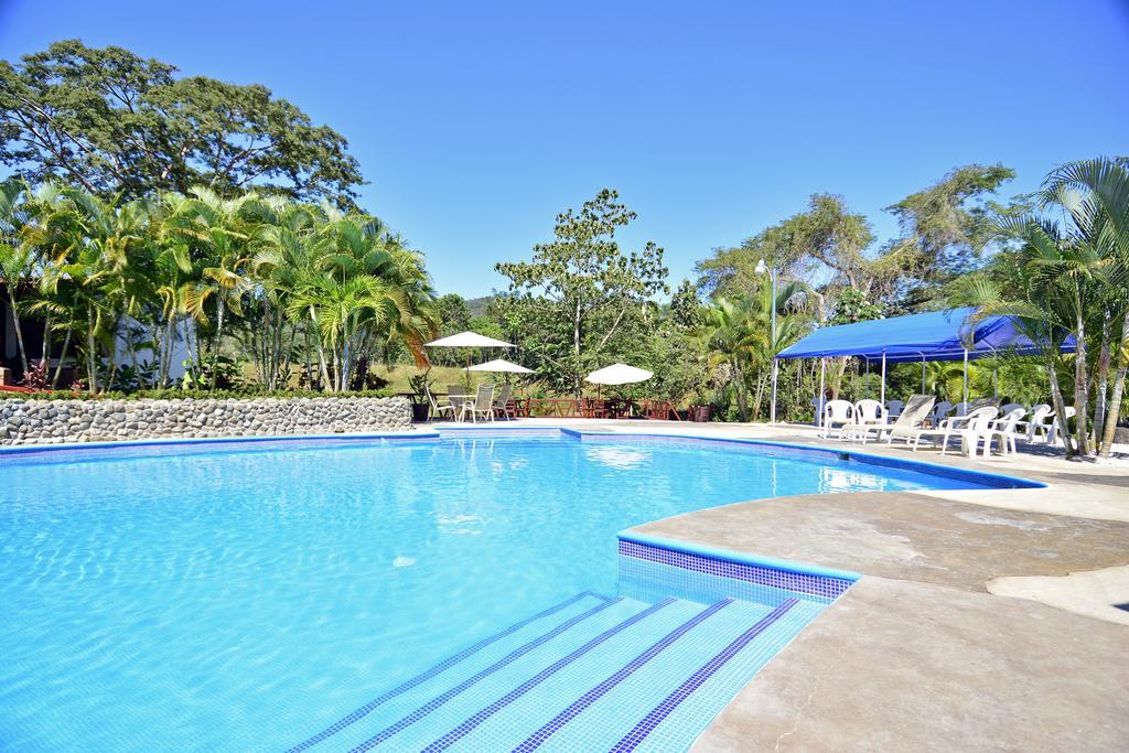 קאריו Hotel Hacienda Del Mar מראה חיצוני תמונה