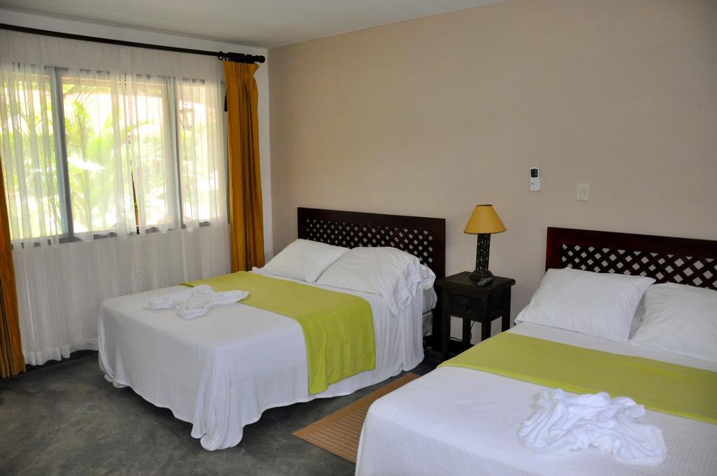 קאריו Hotel Hacienda Del Mar חדר תמונה